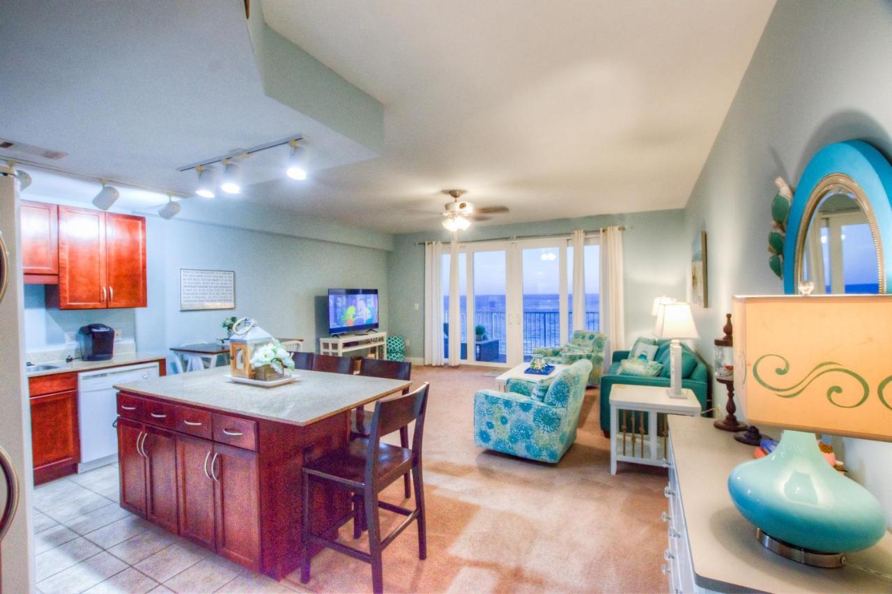 Amazing Style, Laketown Wharf 1305 -1bd, 2ba Amenities And Location! * Panama City Beach