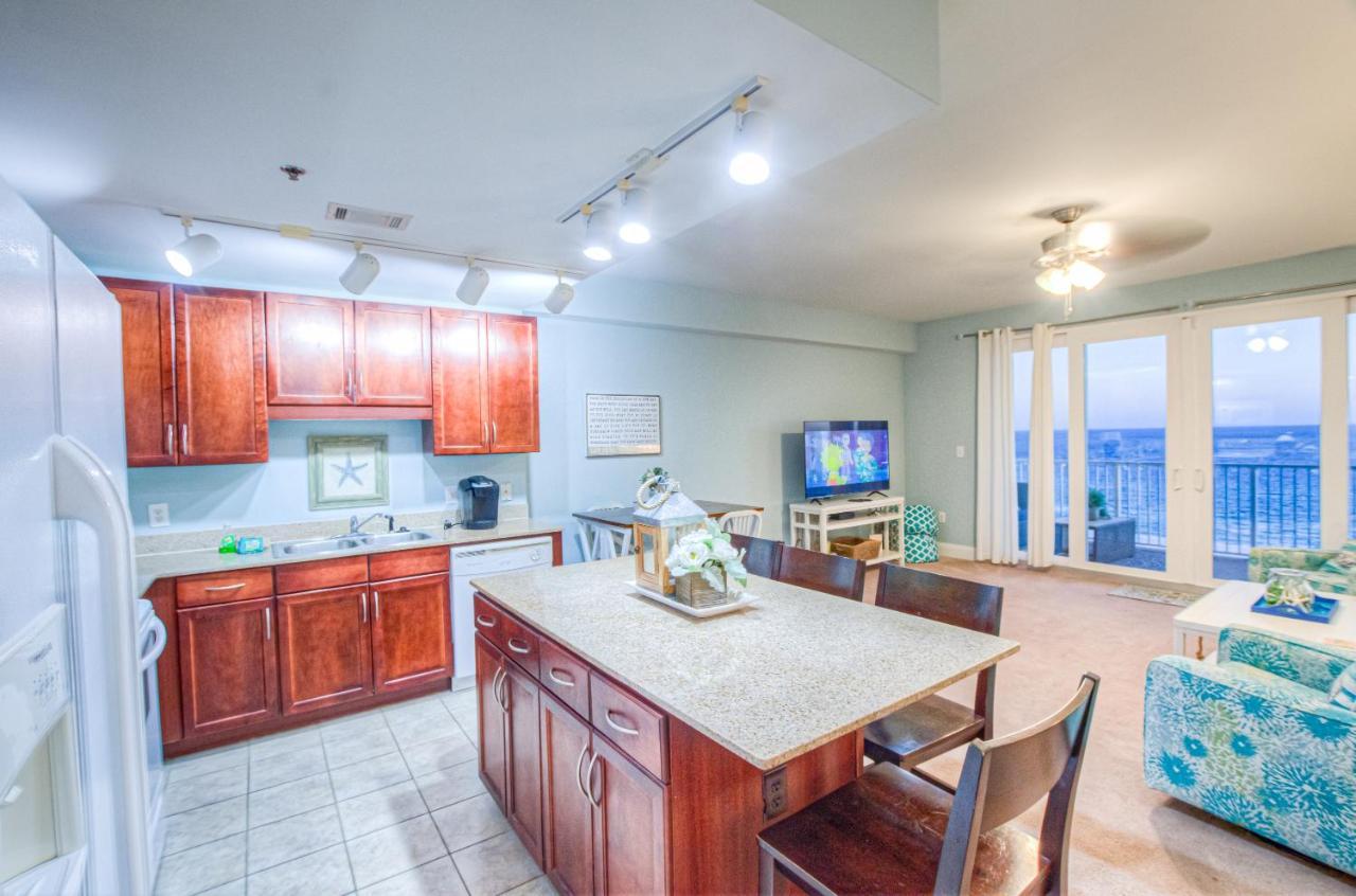 Amazing Style, Laketown Wharf 1305 -1bd, 2ba Amenities And Location! Holiday home *